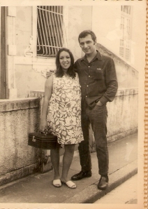 Mariazinha Goldenberg (mamãe) e Isaac Goldenberg (papai), abril de 1969